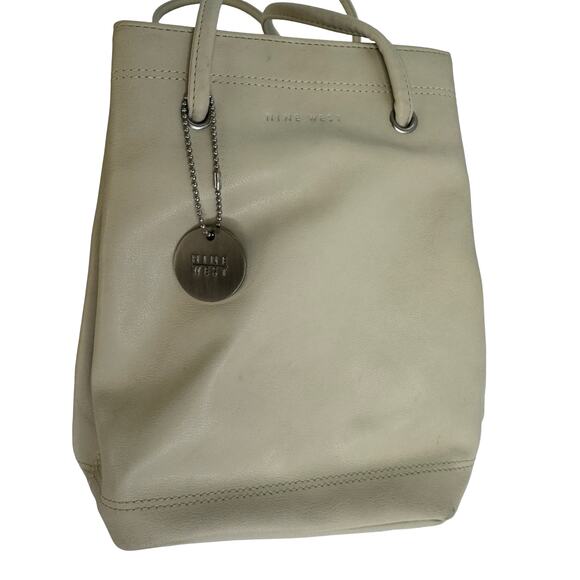 Vintage Nine West Creamy Off-White Grommet Handle Tote Purse | Soft Faux Leather - Picture 6 of 16